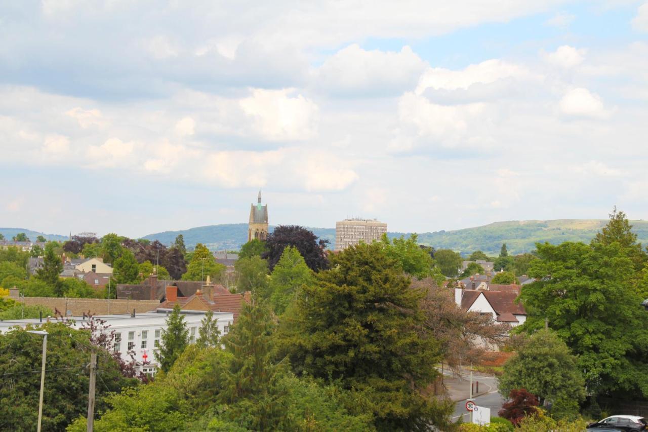 Spacious 3Br Victorian Cheltenham Loft Flat In Cotswolds - Free Parking Daire Dış mekan fotoğraf