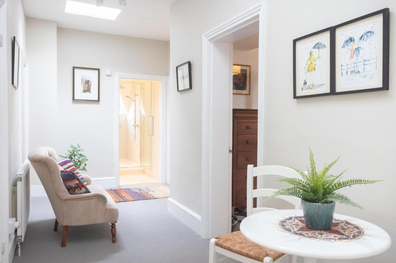 Spacious 3Br Victorian Cheltenham Loft Flat In Cotswolds - Free Parking Daire Dış mekan fotoğraf