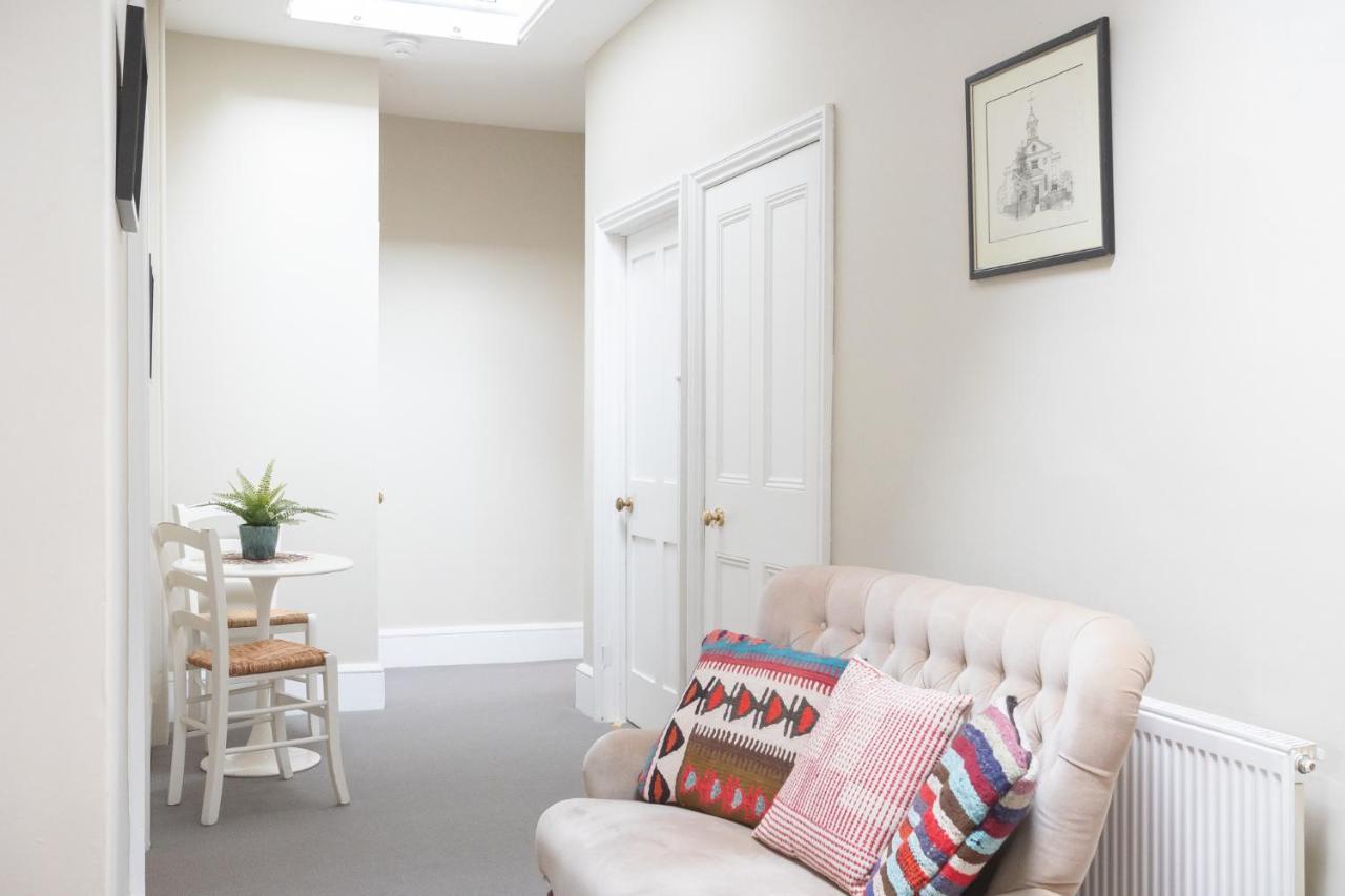 Spacious 3Br Victorian Cheltenham Loft Flat In Cotswolds - Free Parking Daire Dış mekan fotoğraf